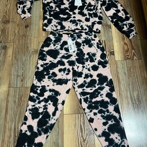 525 America Black and Pink Tie-Dyed Sweat suit NWT